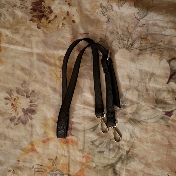 Nine West | Structured Color Block Square Handbag - Picture 4 of 4